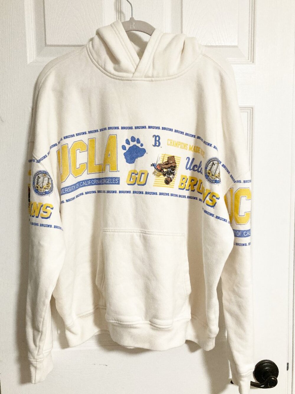 Hollister Blue84 UCLA Bruins Boxy Fit Oversized Hoodie Size XL Unisex